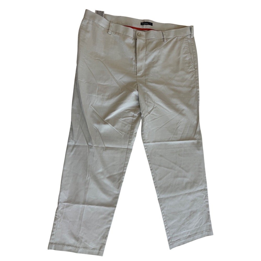 Dockers Chino Pants Mens Sz 42x32 Cream Classic Fit Cotton Blend Khakis Workwear